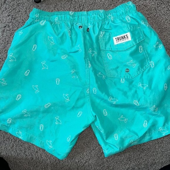 TRUNKS SURF & SWIM CO Vintage Palm Springs Swimsuit Flip Flops & Pelicans Small - Picture 4 of 6
